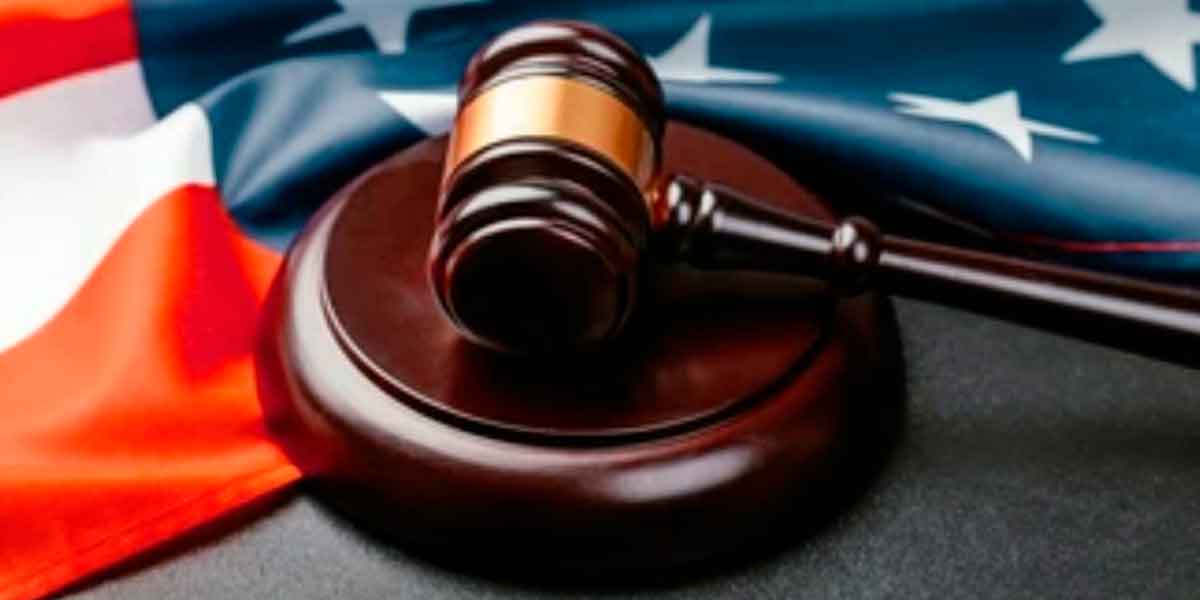 Immigration attorneys near me in NYC can help you.